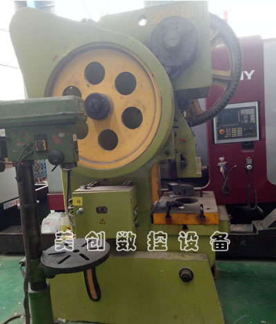 ���۳��۶��֓P(y��ng)��JC23-63�_(k��i)ʽ�ɃA�����C(j��)