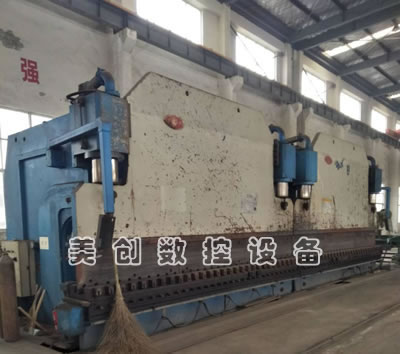 �����ۏ�?r��n)C(j��)